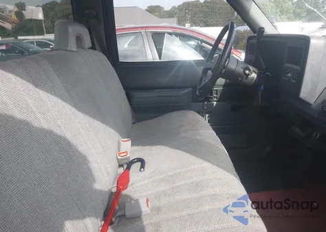 1988 Chevrolet Gmt-400 C1500 from USA, damaged, VIN 1GCDC14H3JZ153953